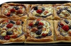 HOW TO MAKE Puff Pastry Tarts cheese tomatoes & Kalamata Olives